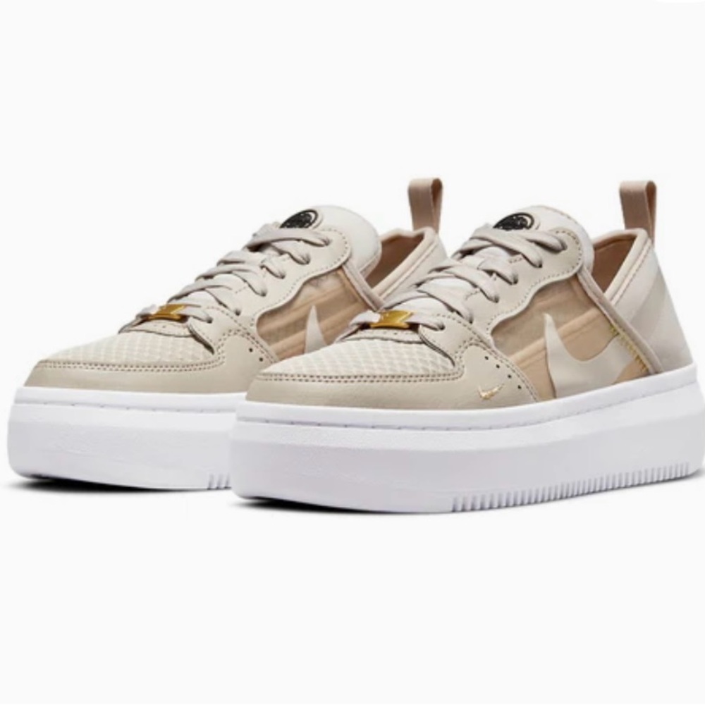 Nike Court Vision Alta S9 in Gold